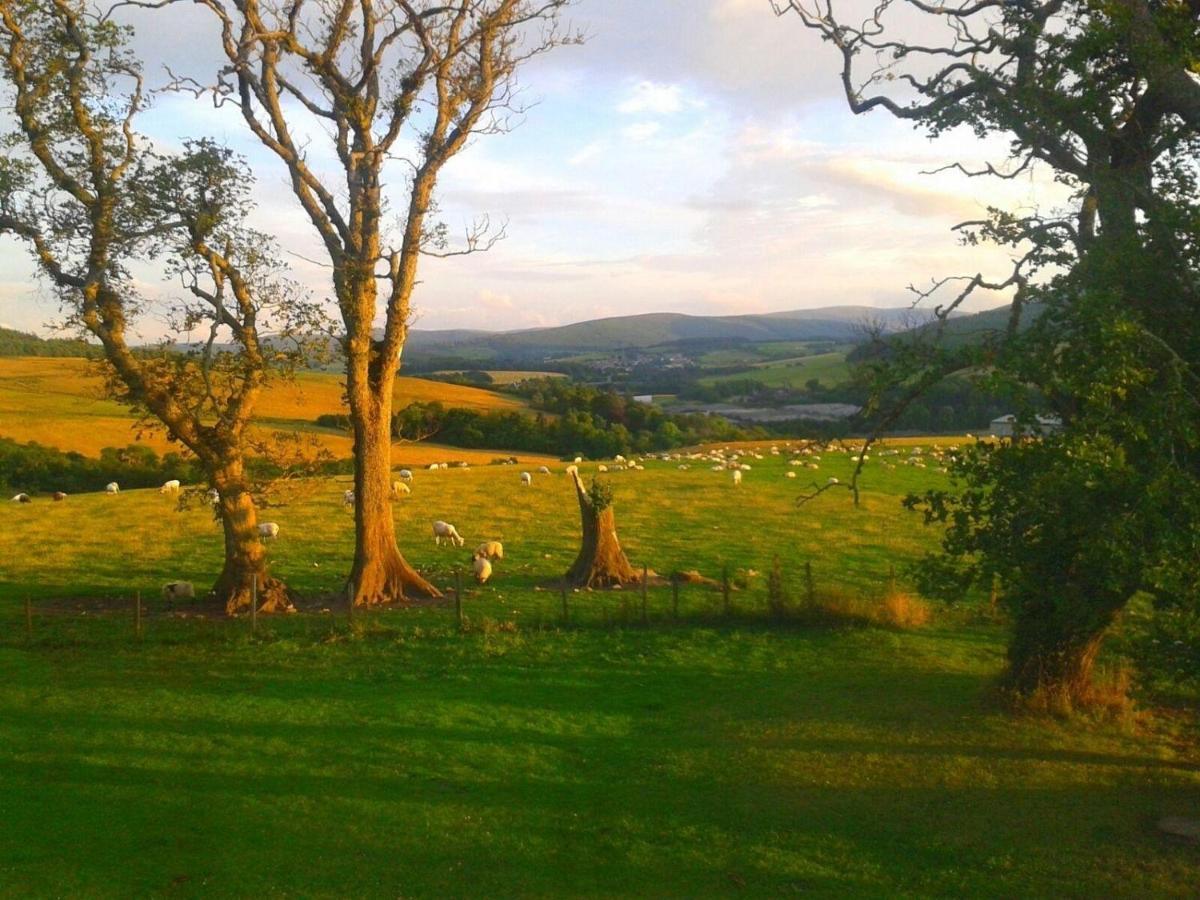 Broomhead Cottages ดัฟฟ์ทาวน์ ภายนอก รูปภาพ